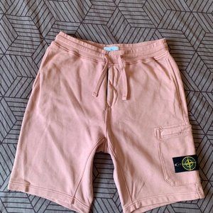 Short stone island